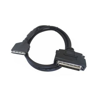 Cable SCSI de 50 pins per a la targeta PC Card UltraSCSI